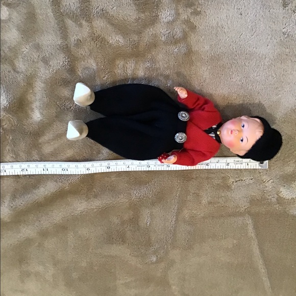 Vintage Dovina Dutch Boy Collectible Doll - Picture 13 of 13